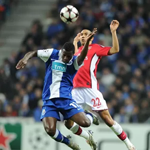 Gael Clichy (Arsenal) Bruno Alves (Porto). FC Porto 2: 1 Arsenal, UEFA Champions League