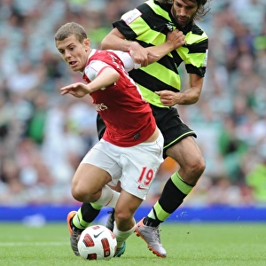 Jack Wilshere (Arsenal) Georgios Samaras (Celtic). Arsenal 3: 2 Celtic. Emirates Cup