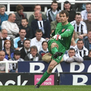 Jens Lehmann: The Unyielding Wall in Arsenal's 0:0 Stalemate at Newcastle United, FA Premiership, 2007