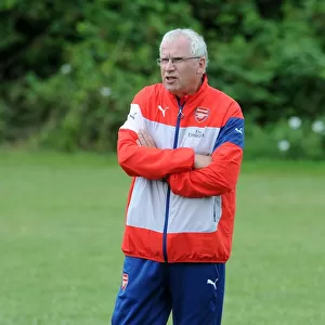 John Bayer Leads Arsenal Ladies Against Millwall Lionesses in WSL Continental Cup