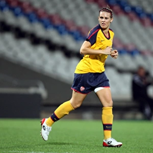 Julie Fleeting Scores for Arsenal in UEFA Cup Win Against Olympic Lyon