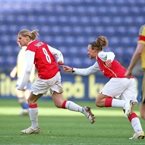 Kelly Smith celebrates scoring Arsenals and her 2nd goal with Lianne Sanderson