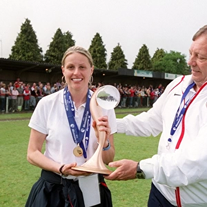 Kelly Smith and Vic Akers the Arsenal Manager with the European Trophy