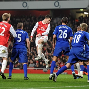 Laurent Koscielny scores Arsenals 2nd goal. Arsenal 2: 1 Everton. Barclays Premier League