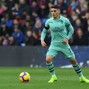 Lucas Torreira in Action: Arsenal's Midfield Maestro Shines Against Crystal Palace in Premier League 2018-19