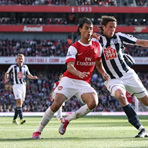Marouane Chamakh (Arsenal) Jonas Olsson (WBA). Arsenal 2: 3 West Bromwich Albion