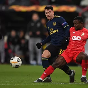 Martinelli Faces Pressure: Arsenal vs. Standard Liege, UEFA Europa League (December 2019)
