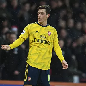 Mesut Ozil in Action: Arsenal vs. AFC Bournemouth, Premier League 2019-20