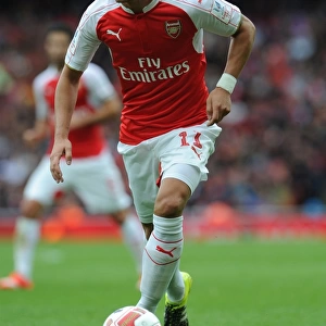 Mesut Ozil in Action: Arsenal vs. VfL Wolfsburg at Emirates Cup 2015/16