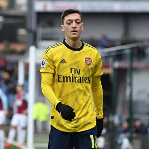 Mesut Ozil in Action: Burnley vs. Arsenal, Premier League 2019-2020
