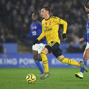 Mesut Ozil in Action: Leicester City vs. Arsenal FC, Premier League 2019-20