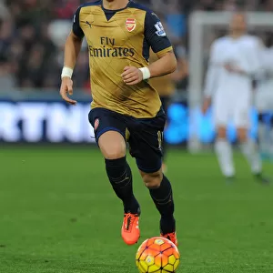 Mesut Ozil in Action: Swansea City vs. Arsenal, Premier League 2015-16