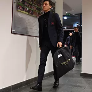 Mesut Ozil: Arsenal's Star Player Ready for Newcastle United Clash (Arsenal v Newcastle United 2018-19)