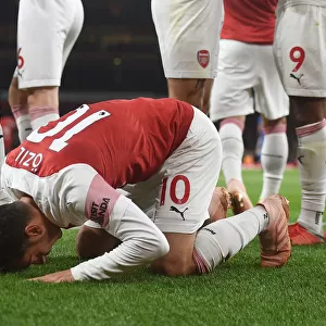 Mesut Ozil Scores First Arsenal Goal: Arsenal vs Leicester City, 2018-19 Premier League