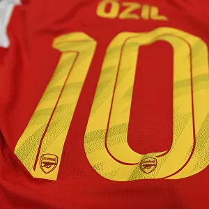 Mesut Ozil's Arsenal Jersey in Arsenal Changing Room Before Colorado Rapids Match (2019-20)