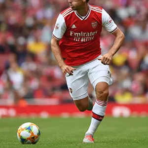 Monreal in Action: Arsenal vs. Olympique Lyonnais at Emirates Cup, 2019