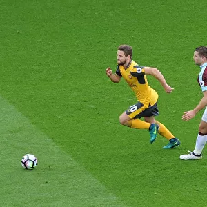 Mustafi Outruns Vokes: A Premier League Moment from Arsenal's Victory over Burnley (2016-17)
