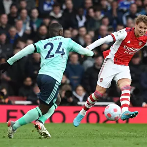 Odegaard vs. Mendy: Intense Rivalry in the Premier League - Arsenal vs. Leicester City