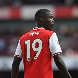 Pepe vs. Tottenham: Intense Showdown in the Premier League - Arsenal vs. Tottenham, 2019-20