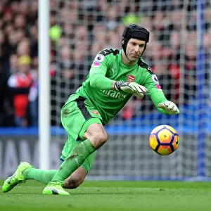 Petr Cech's Unwavering Focus: A Legendary Goalkeeper in the Chelsea vs Arsenal Rivalry (2016-17)