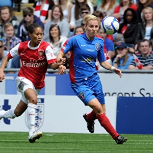 Rachel Yankey (Arsenal) Grace McCatty (Bristol). Arsenal Ladies 2: 0 Bristol Academy