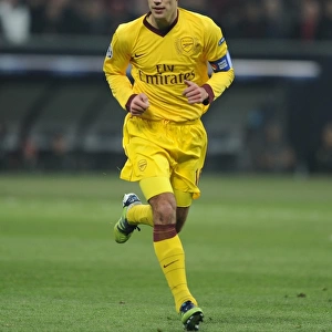 Robin van Persie in Action: Arsenal vs AC Milan, UEFA Champions League 2011-12