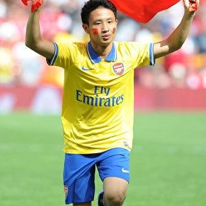 The Running Man: Arsenal vs. Napoli - Emirates Cup 2013