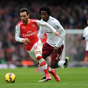 Santi Cazorla Outmaneuvers Carlos Sanchez: Arsenal vs Aston Villa, Premier League 2014-15