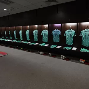 Behind the Scenes: Arsenal FC Changing Room before the Arsenal vs. Paris Saint-Germain Pre-Season Friendly (2018-19)