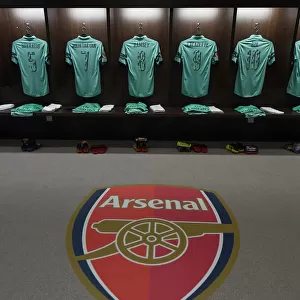 Behind the Scenes: Arsenal FC Changing Room before the Arsenal vs. Paris Saint-Germain Pre-Season Friendly (2018)