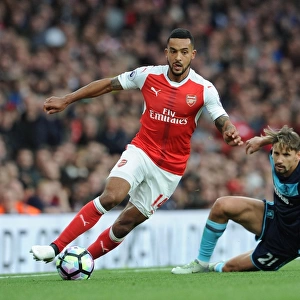 Theo Walcott's Agile Moves: Arsenal's Brilliant Attack Outwits Gaston Ramirez (Arsenal vs Middlesbrough, 2016-17)