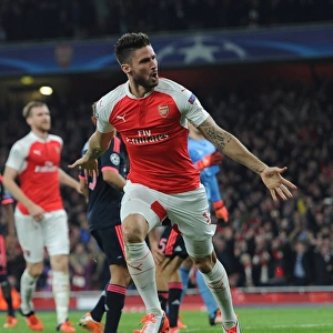 Thrilling Goal: Olivier Giroud Scores for Arsenal Against FC Bayern Munchen, UEFA Champions League 2015