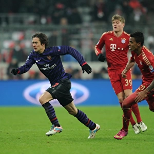 Tomas Rosicky (Arsenal) Luiz Gustavo (Bayern). Bayern Munich 0: 2 Arsenal. UEFA Champions League