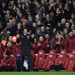 Unai Emery Leads Arsenal Against Tottenham in Premier League Clash (2018-19)