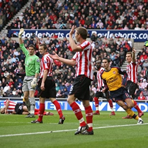 Van Persie's Disallowed Goal: Arsenal vs. Sunderland, 2008