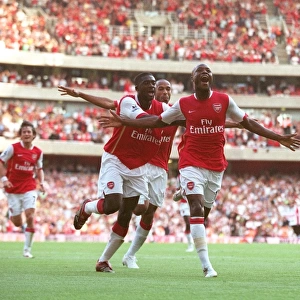 William Gallas celebrates scoring Arsenals 1st goal with Kolo Toure