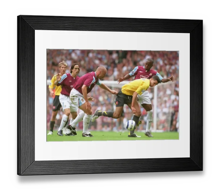 Framed Print : Robin van Persie (Arsenal) Nigel Reo-Coker, Tomas Repka and Yossi Benayoun (West Ham)