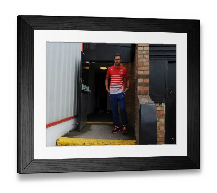 Framed Print : Aaron Ramsey: Arsenal Star's Pre-Season Preparation at Boreham Wood