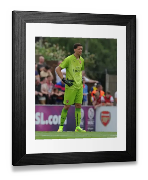 Framed Print : Wojciech Szczesny Training at Boreham Wood: Arsenal's Pre-Season Friendly