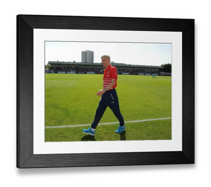 Framed Print : Arsene Wenger at Boreham Wood: Arsenal Manager in Pre-Season Friendly