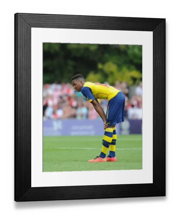 Framed Print : Chris Willock in Action: Arsenal's Pre-Season Friendly against Boreham Wood