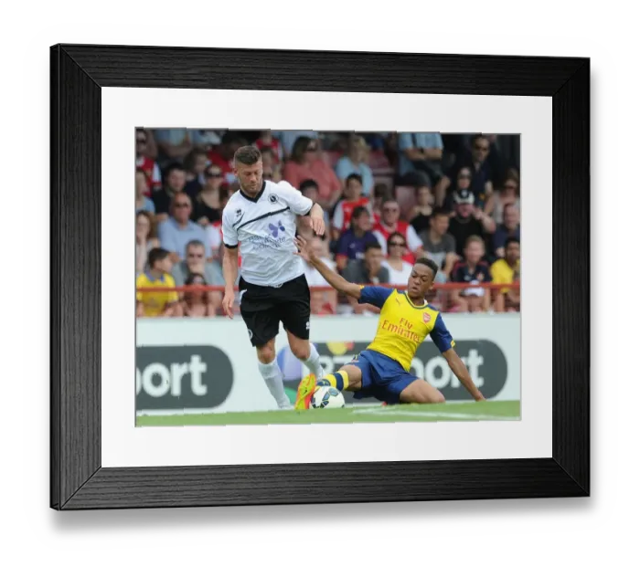 Framed Print : Chris Willock vs Luke Garrard: Battle in Pre-Season Friendly Between Boreham Wood and Arsenal Framed Print : Chris Willock vs Luke Garrard: Battle in Pre-Season Friendly Between Boreham Wood and Arsenal