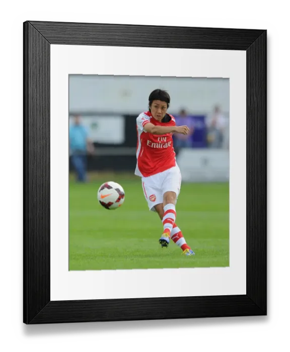 Framed Print : Yukari Kinga in Action: Millwall Lionesses vs. Arsenal Ladies, WSL Continental Cup Framed Print : Yukari Kinga in Action: Millwall Lionesses vs. Arsenal Ladies, WSL Continental Cup