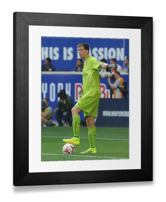 Framed Print : Wojciech Szczesny: Brilliant Performance for Arsenal in NY Red Bulls Pre-Season Match Framed Print : Wojciech Szczesny: Brilliant Performance for Arsenal in NY Red Bulls Pre-Season Match