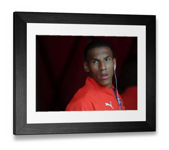 Framed Print : Isaac Hayden (Arsenal). Arsenal 5: 1 Benfica. The Emirates Cup, Day 1. Emirates Stadium, 2  /  8  /  14