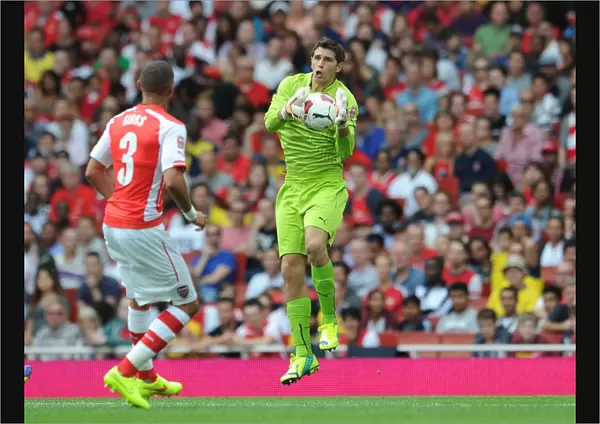 Arsenal's Emi Martinez Shines in 5-1 Emirates Cup Victory over Benfica