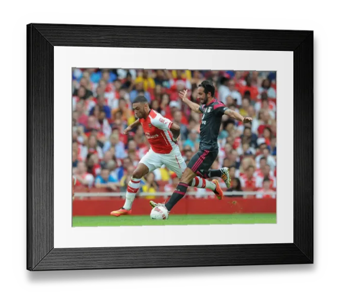 Framed Print : Arsenal's Oxlade-Chamberlain Shines in 5-1 Emirates Cup Win over Benfica featuring Ruben Amorim Framed Print : Arsenal's Oxlade-Chamberlain Shines in 5-1 Emirates Cup Win over Benfica featuring Ruben Amorim