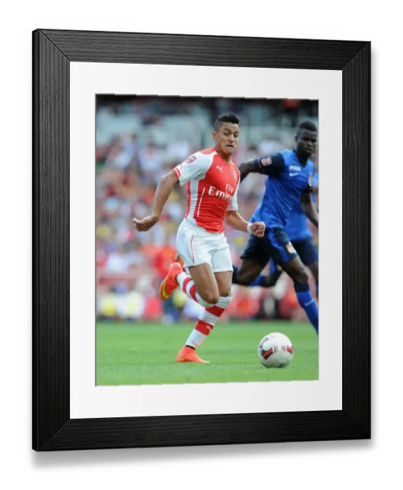 Framed Print : Alexis Sanchez in Action: Arsenal vs AS Monaco, Emirates Cup 2014