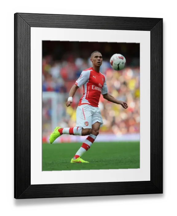 Framed Print : Arsenal's Kieran Gibbs in Action Against Benfica at Emirates Stadium (2014-15) Framed Print : Arsenal's Kieran Gibbs in Action Against Benfica at Emirates Stadium (2014-15)