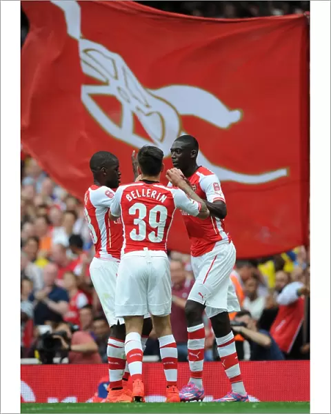 Arsenal's Yaya Sanogo Scores First Goal vs Benfica at Emirates Cup 2014-15